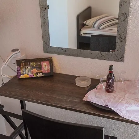 Apartmanhotel Porto Marina 5*