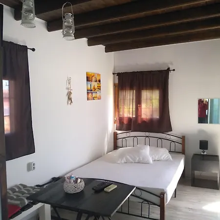 Porto Marina Skala Sikias